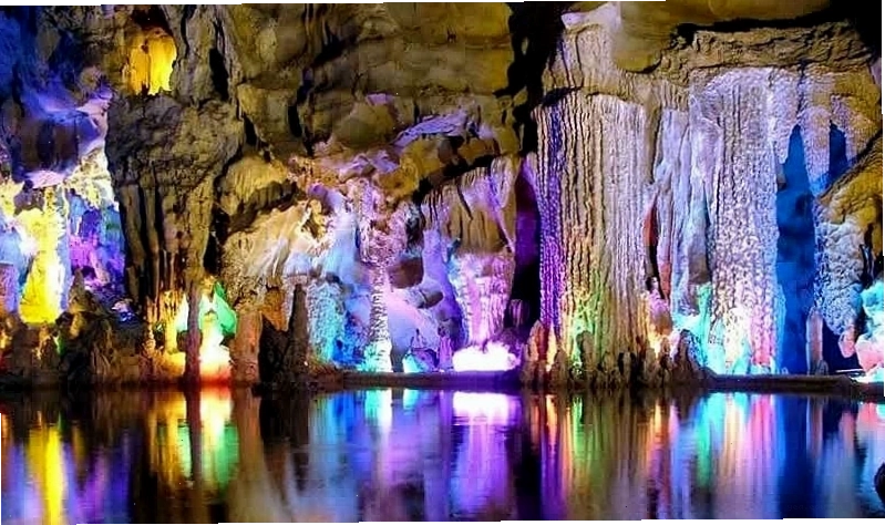 Quần thể Hang Mỏ Luông với vẻ đẹp kỳ vĩ riêng biệt
