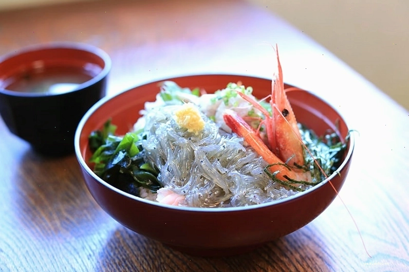 Quang cảnh khu cảng Minato Mirai 21 ở Yokohama