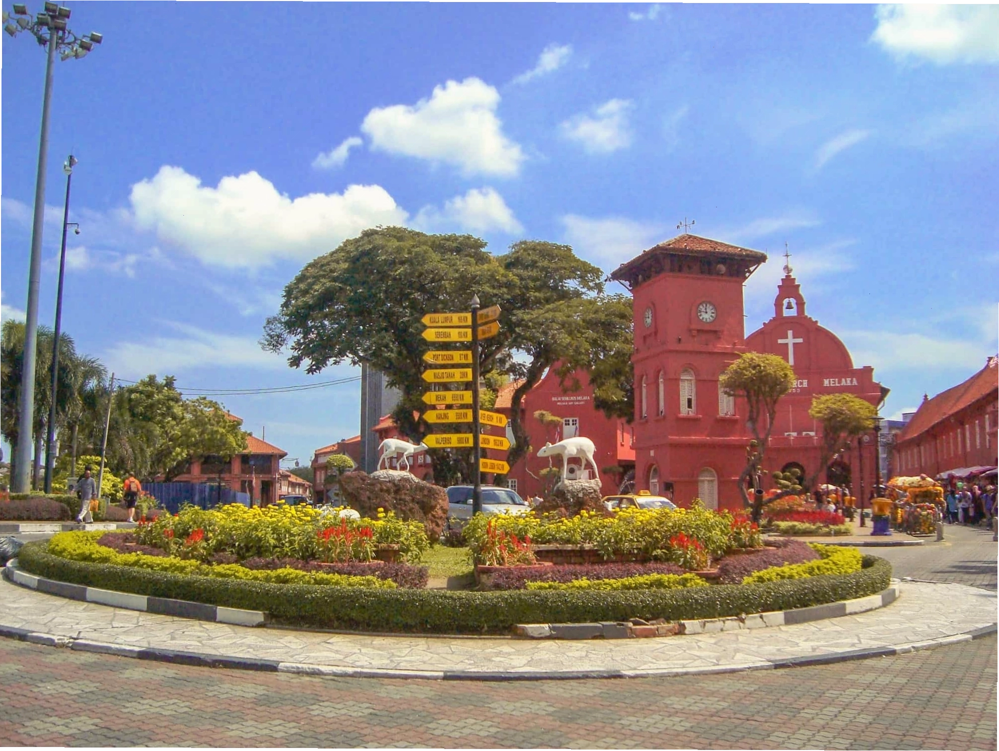 Quảng trường Hà Lan cổ kính tại Malacca