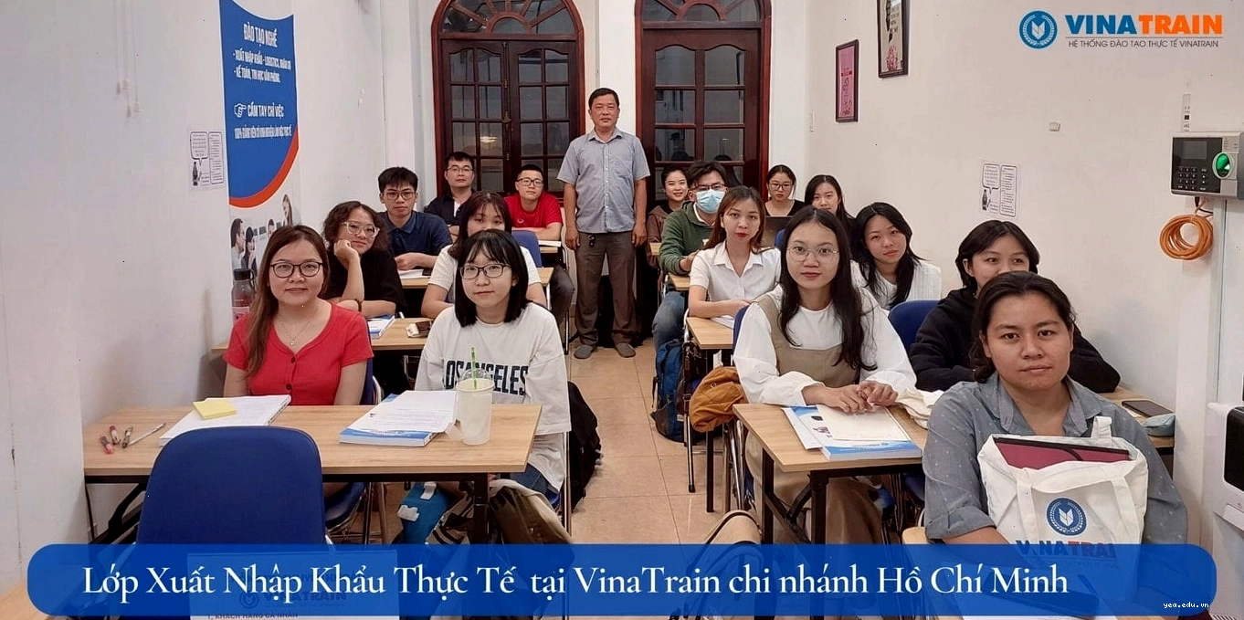 Quy trình nghiệp vụ xuất nhập khẩu: Booking Note và Booking Confirmation