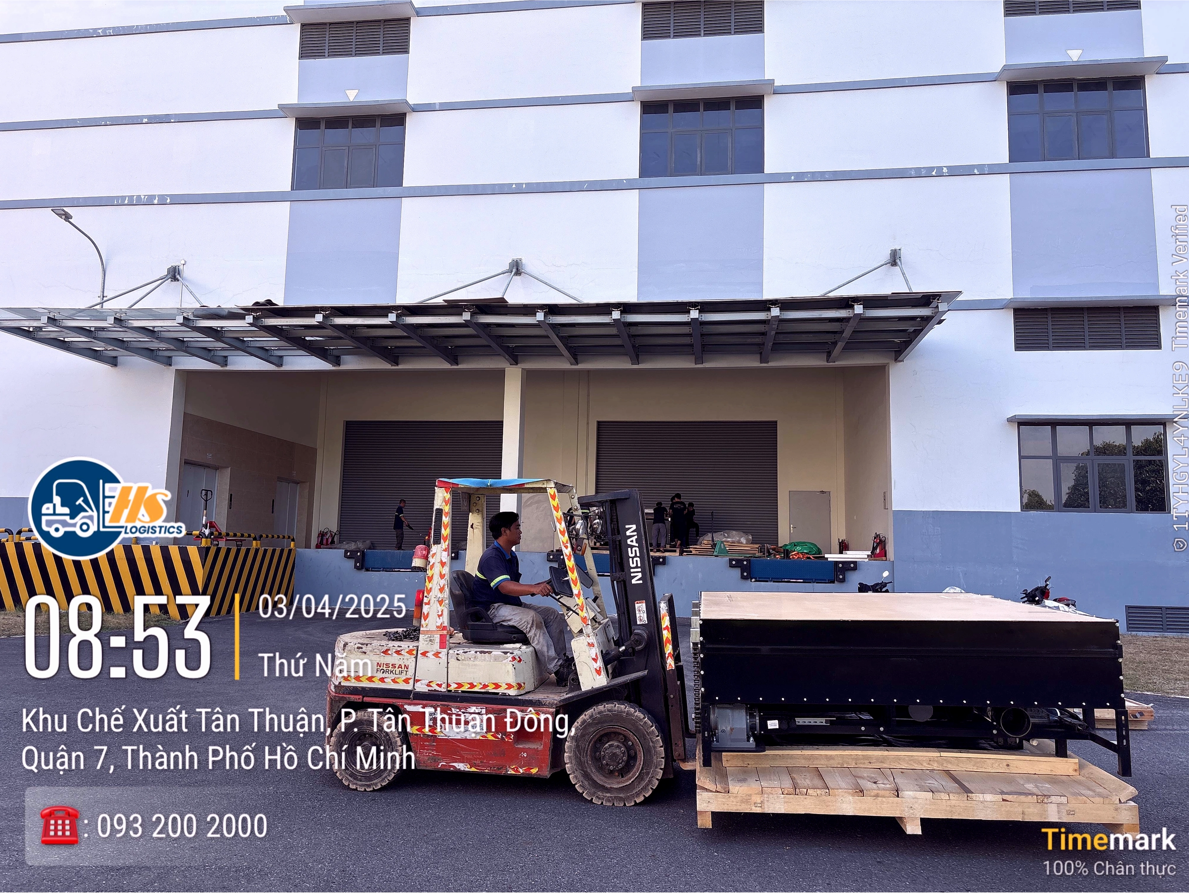 Quy trình rút ruột container chuyên nghiệp