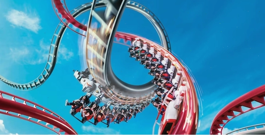 Rollercoaster loop at Universal Studios Singapore