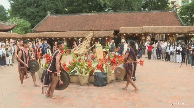 Sắc màu di sản tại Festival Thăng Long, thể hiện sự đa dạng văn hóa Việt Nam