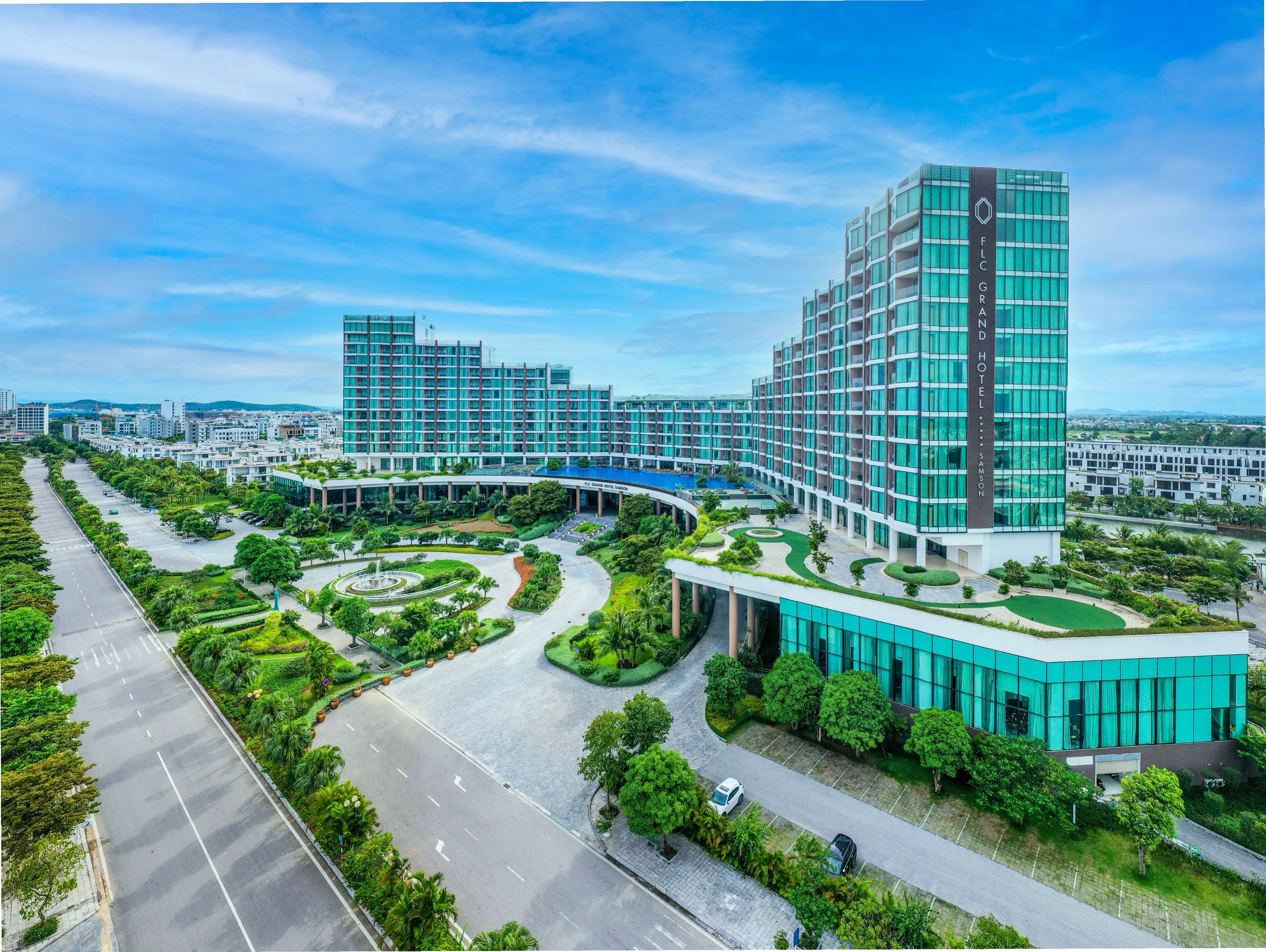 Sân golf FLC Sầm Sơn với tầm nhìn ra biển
