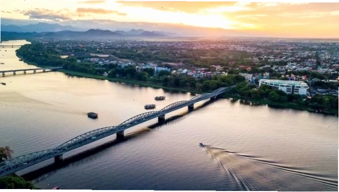 Sông Ngô Đồng Ninh Bình mùa lúa chín