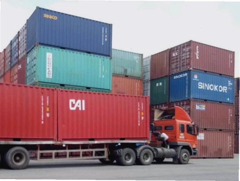 Sử dụng dịch vụ vận chuyển chuyên nghiệp để gửi hàng từ Trung Quốc về Việt Nam