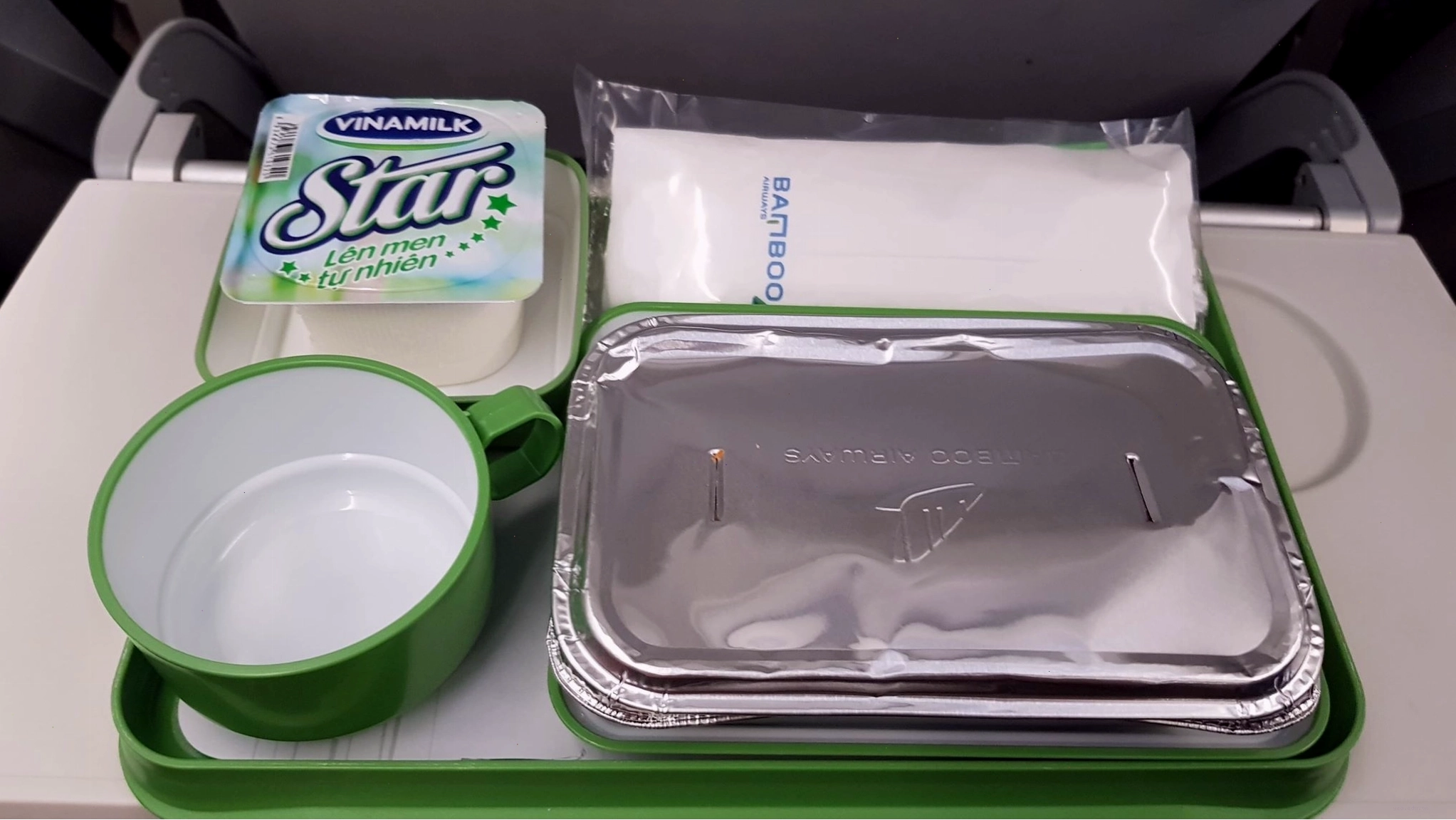 Suất ăn miễn phí hạng Eco của Bamboo Airways