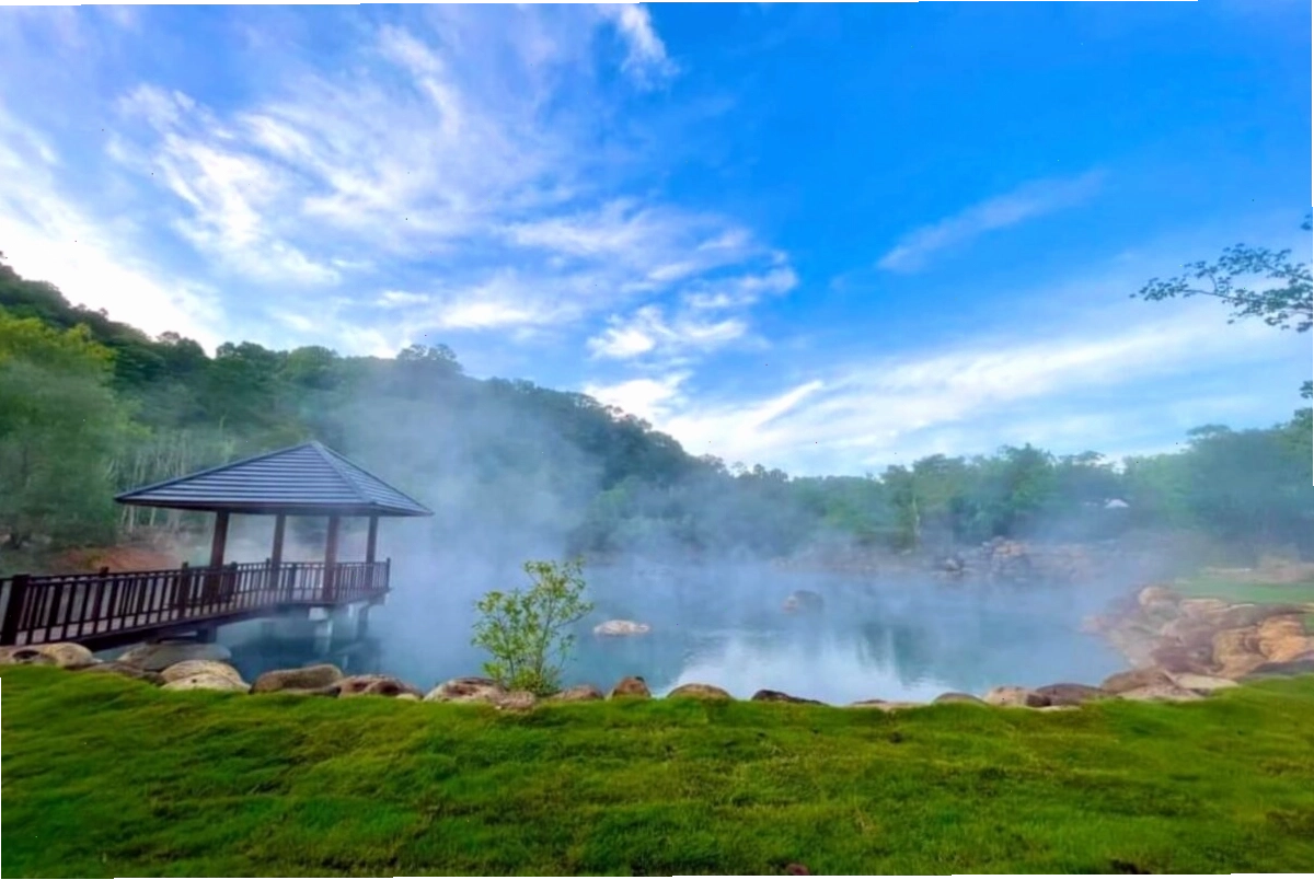 Suối khoáng nóng Bang Kim Thủy