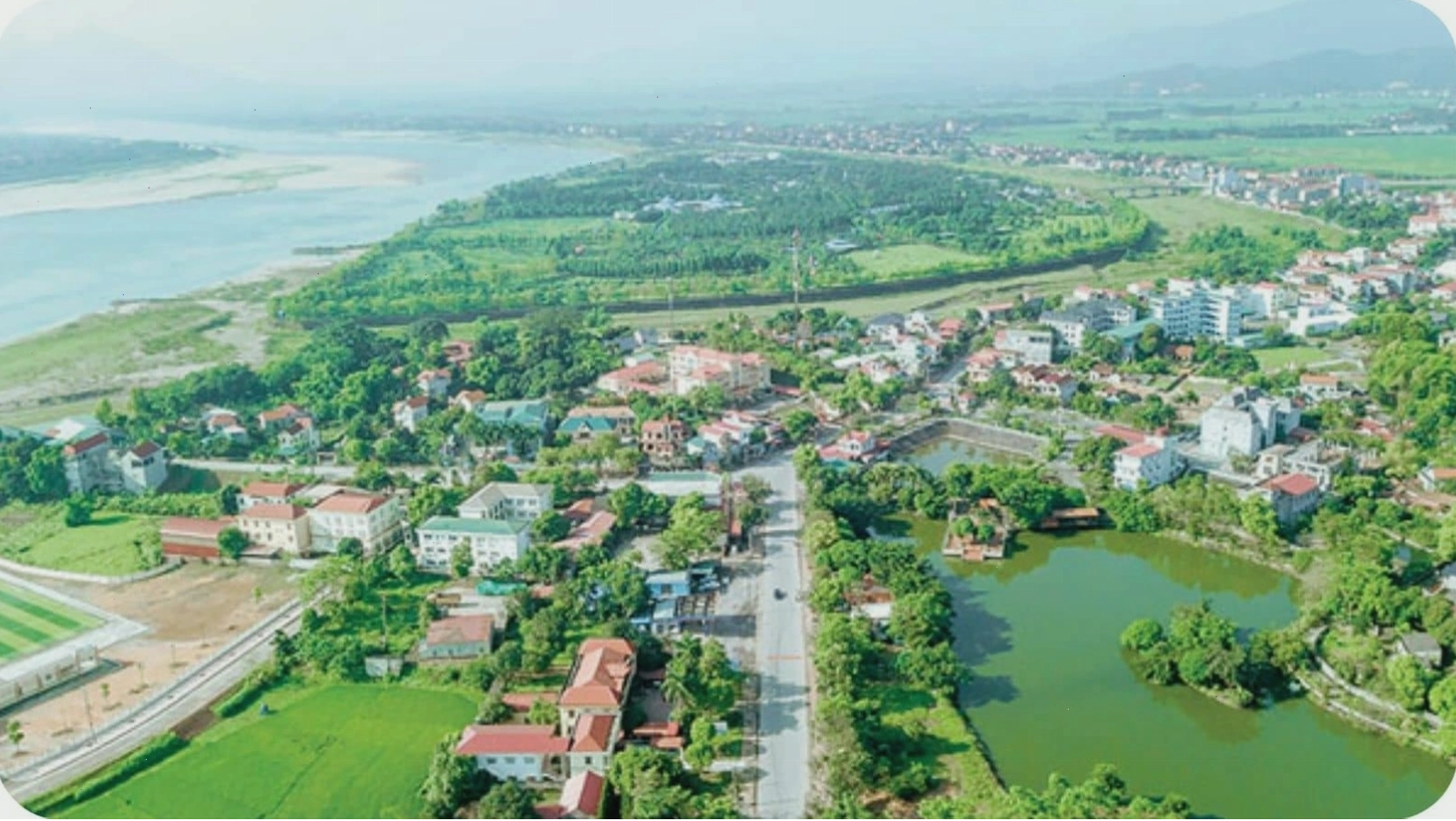 Tận hưởng không khí trong lành tại Khoáng nóng Thuần Mỹ