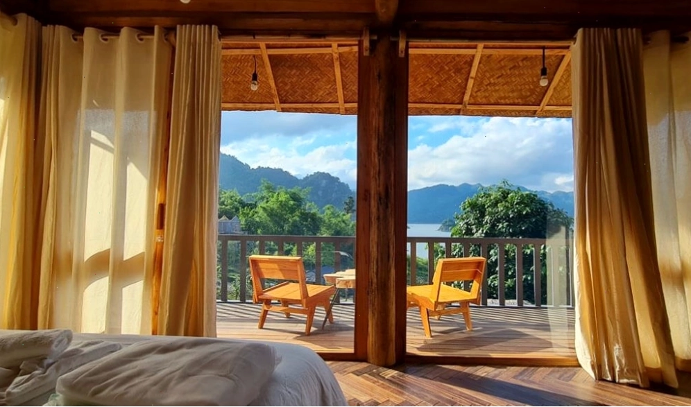 Tất cả các phòng tại Xoan Retreat đều có tầm nhìn hướng ra hồ và cảnh quan thiên nhiên tươi đẹp