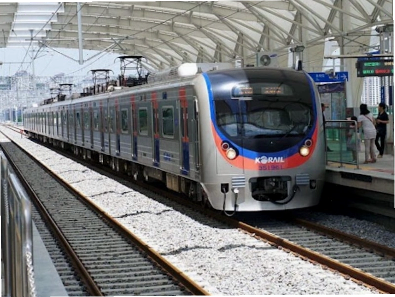Tàu điện ngầm là phương tiện công cộng phổ biến tại Hàn Quốc