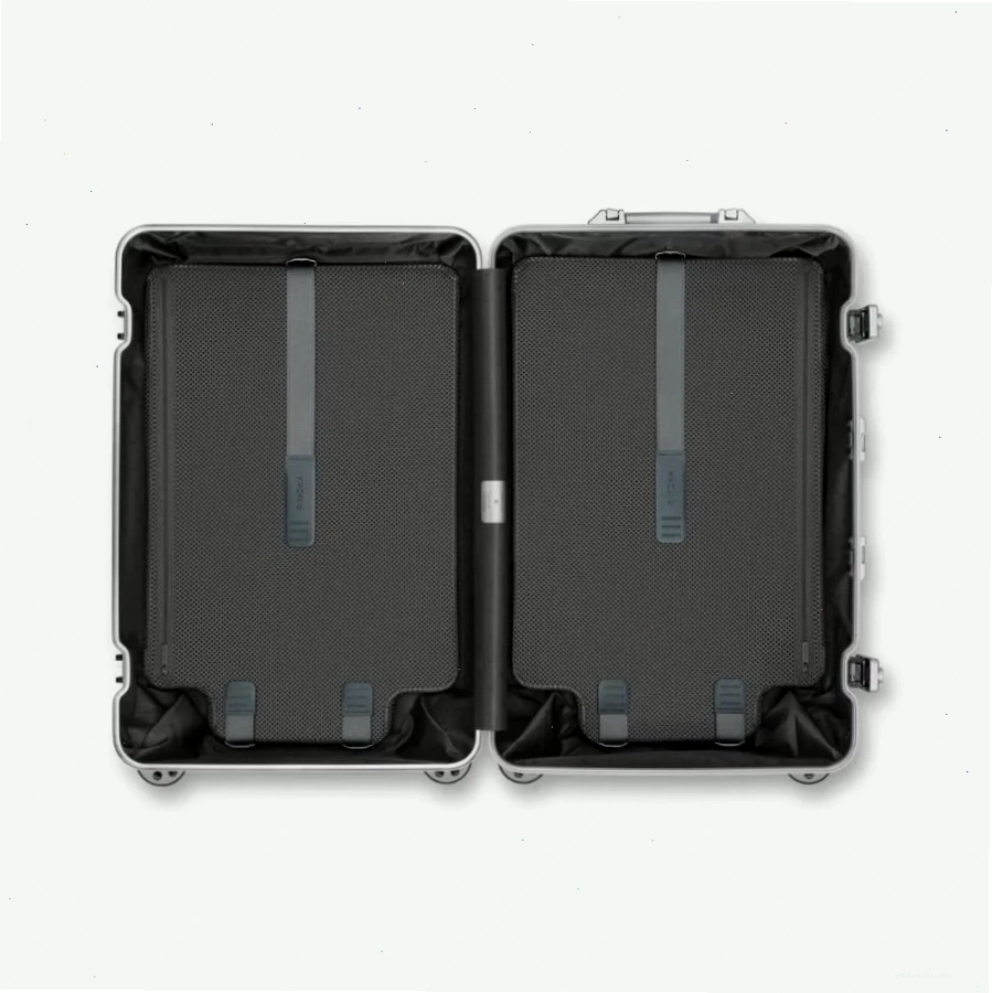 Tem bảo hành và thông tin sản phẩm của vali Rimowa Original Check-In