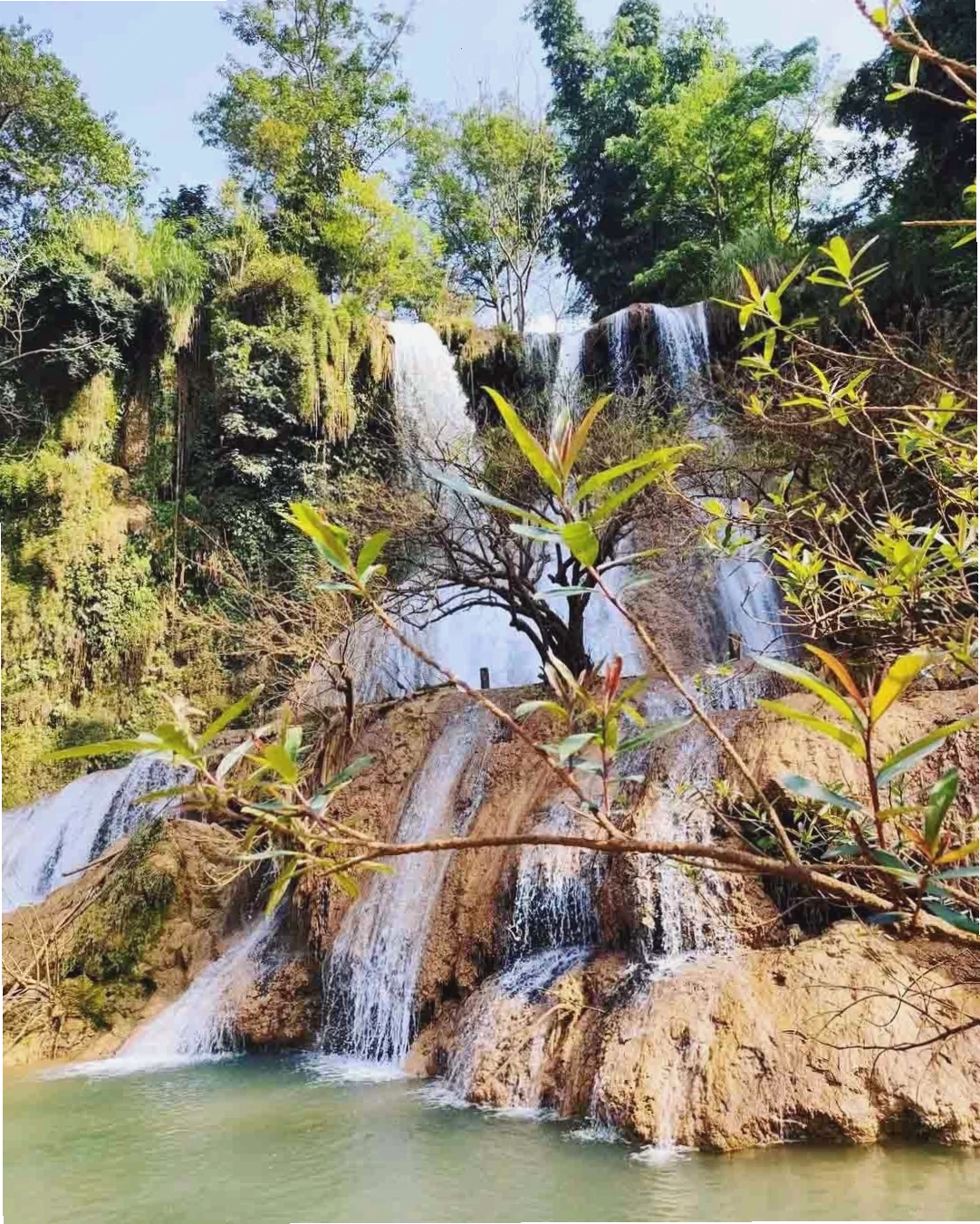Thác Dải Yếm Sơn La với vẻ đẹp hùng vĩ và thơ mộng