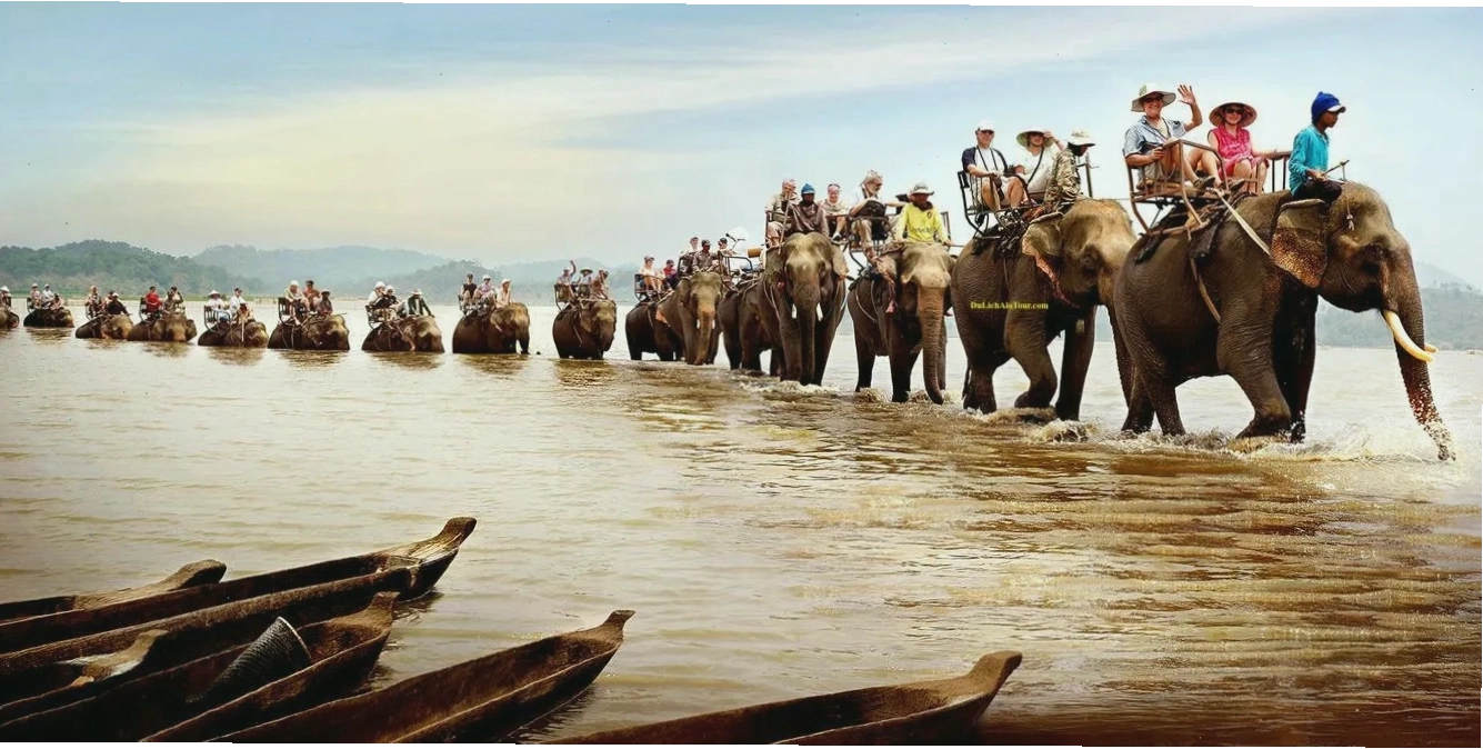 Thác Dray Nur hùng vĩ trong tour du lịch Buôn Ma Thuột
