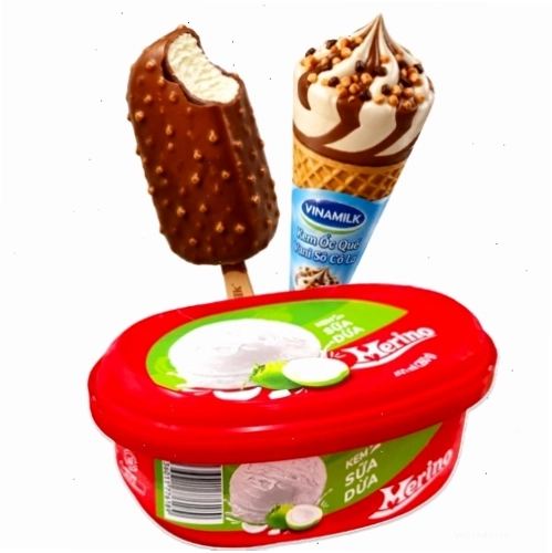 Thác Mu Mai Châu với dòng nước trong vắt đổ xuống từ ghềnh đá