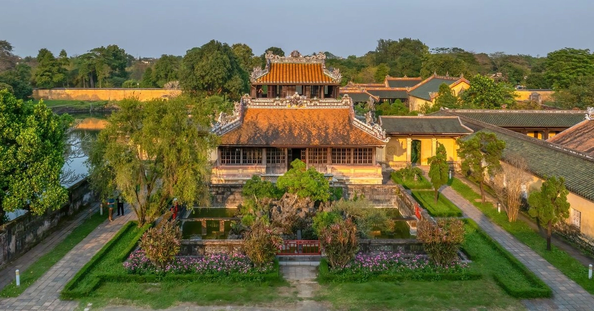 Thái Bình Lâu Đại Nội Huế: Biểu Tượng Nghệ Thuật Trang Trí Độc Đáo