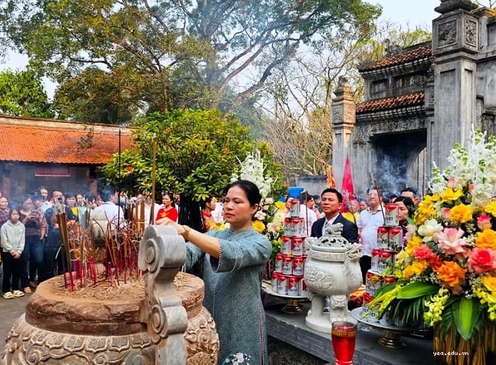 Thành Nhà Hồ uy nghiêm và cổ kính