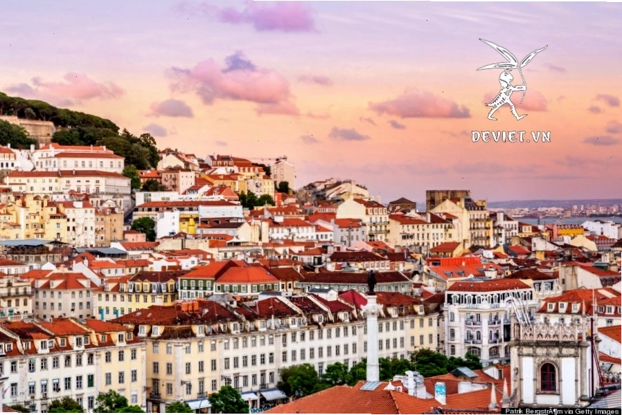Thành phố Lisbon nhìn từ trên cao