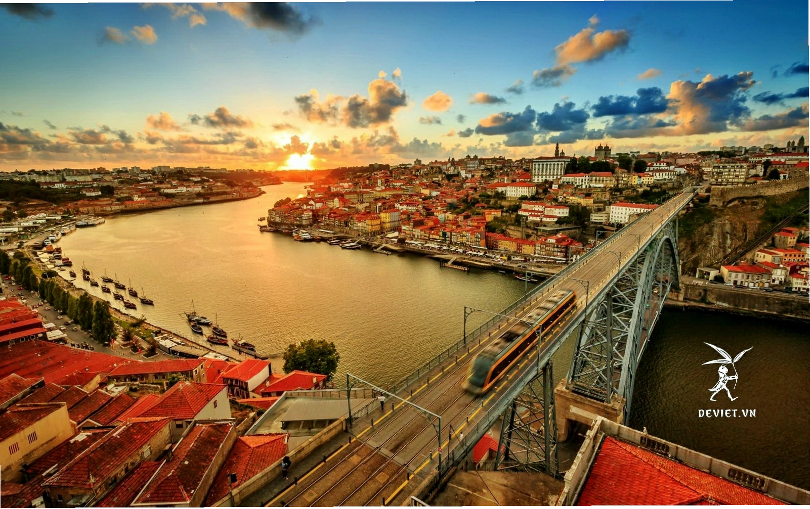 Thành phố Porto, Bồ Đào Nha bên sông Douro
