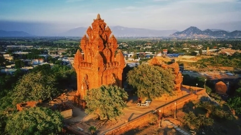 Tháp Chăm Ninh Thuận Po Klong Garai: Di Sản Kiến Trúc Hơn 800 Năm
