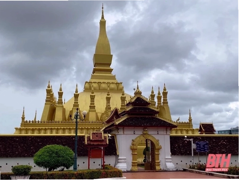 Thạt Luổng, biểu tượng quốc gia và trung tâm tâm linh của Lào tại Viêng Chăn