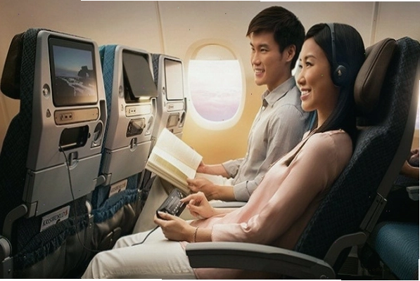 Thẻ lên tàu (boarding pass) cung cấp thông tin chuyến bay chi tiết
