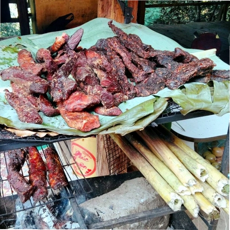 Thịt trâu gác bếp, món ăn quen thuộc ở Đồng Văn