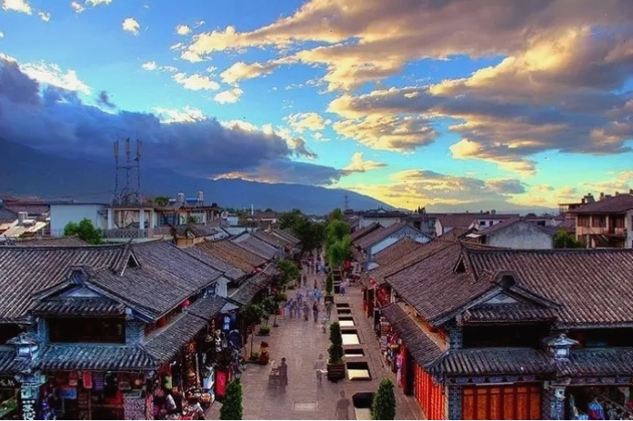 Thời điểm đẹp nhất để ghé thăm Di Lặc Trung Quốc