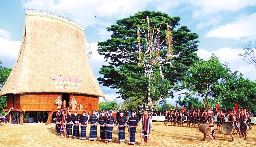 Thưởng thức ẩm thực địa phương trong chuyến du lịch văn hóa