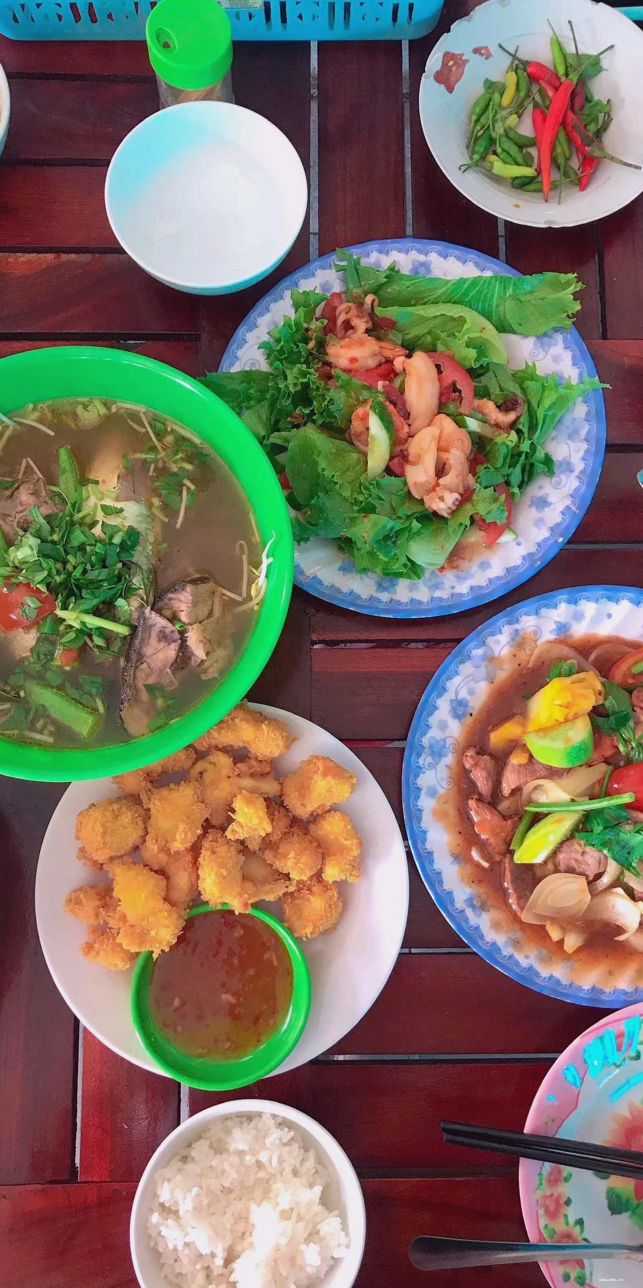 Thưởng thức bữa trưa hải sản tại Mũi Né, Phan Thiết