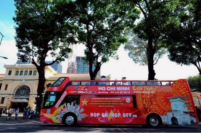 Tiện ích trên xe Hop On Hop Off Sài Gòn