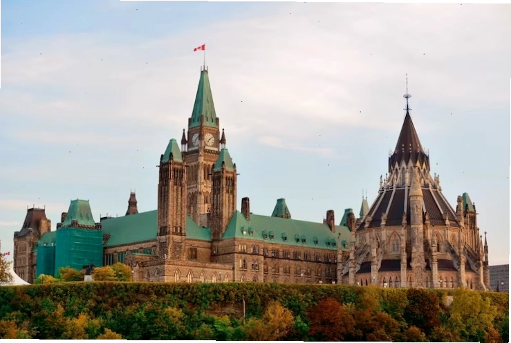Tòa nhà Đồi Quốc hội Ottawa, biểu tượng chính trị của Canada