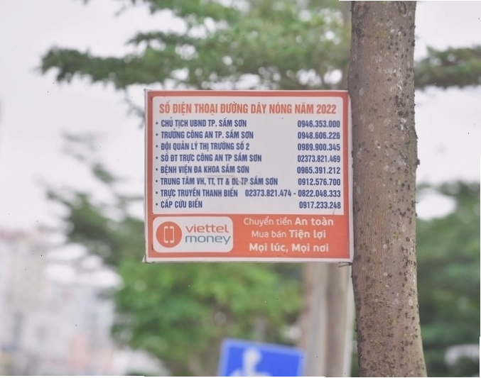Toàn cảnh bãi biển Sầm Sơn Thanh Hóa với bờ cát dài và sóng biển dịu êm