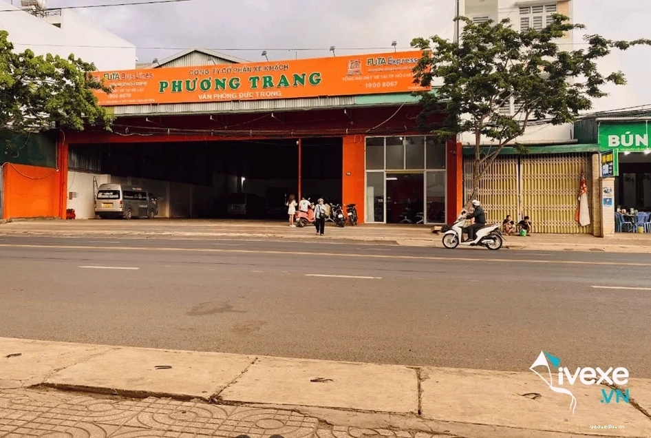 Toàn cảnh bến xe Phương Trang Đức Trọng