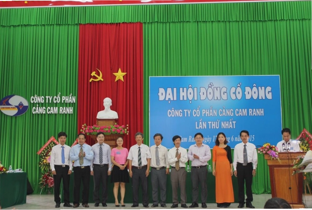 Toàn cảnh Cảng Ba Ngòi Cam Ranh nhìn từ xa