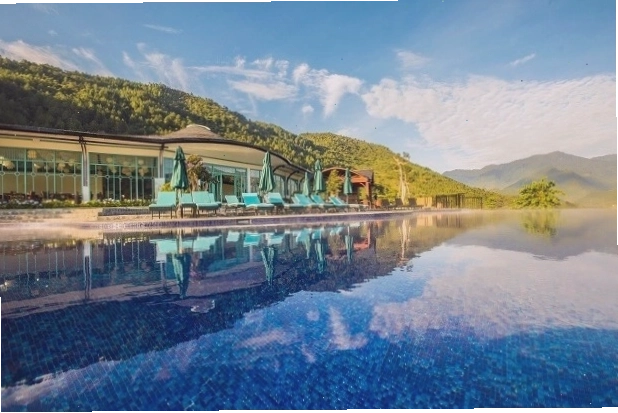 Toàn cảnh cánh đồng Tú Lệ Văn Chấn Yên Bái nhìn từ trên cao