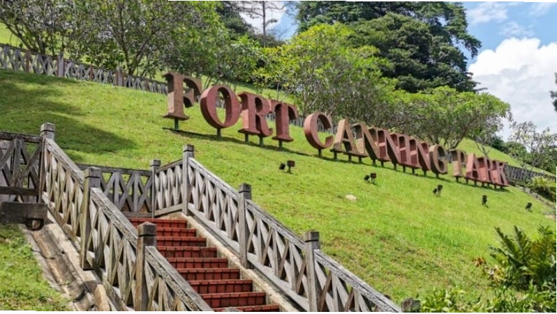 Toàn cảnh Công viên Fort Canning Singapore với mảng xanh bao phủ