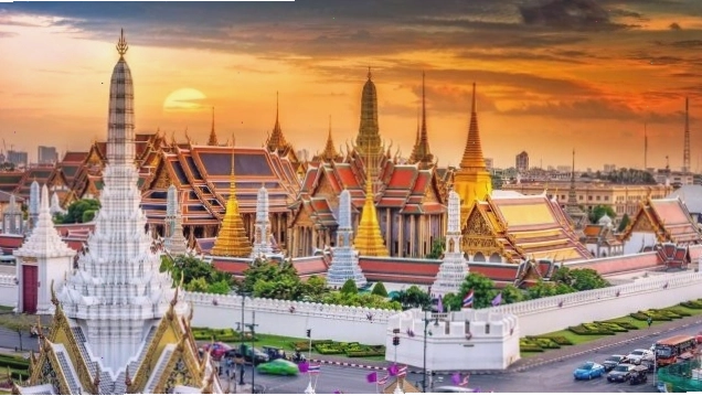 Toàn cảnh Cung điện Hoàng gia Thái Lan và Chùa Phật Ngọc lộng lẫy