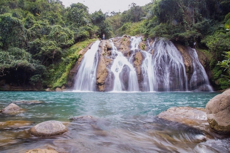 Toàn cảnh Đỉnh Cu Vơ hùng vĩ
