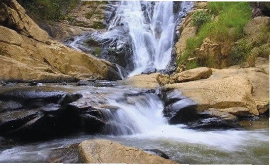 Toàn cảnh Hồ Đa Nhim thơ mộng