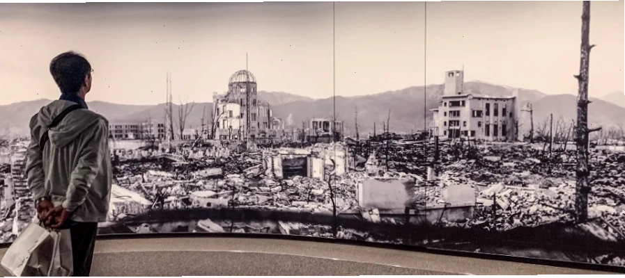 Toàn cảnh Khu Tưởng Niệm Hòa Bình Hiroshima Peace Memorial Park với vòm bom nguyên tử nổi bật