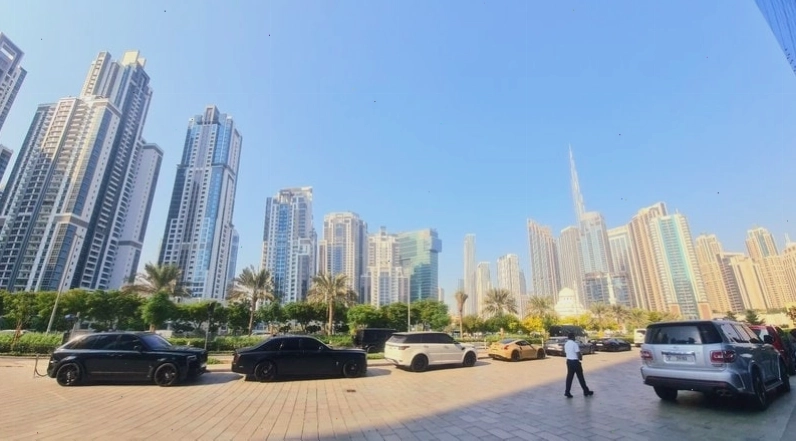 Toàn cảnh một góc Dubai lung linh ánh đèn về đêm