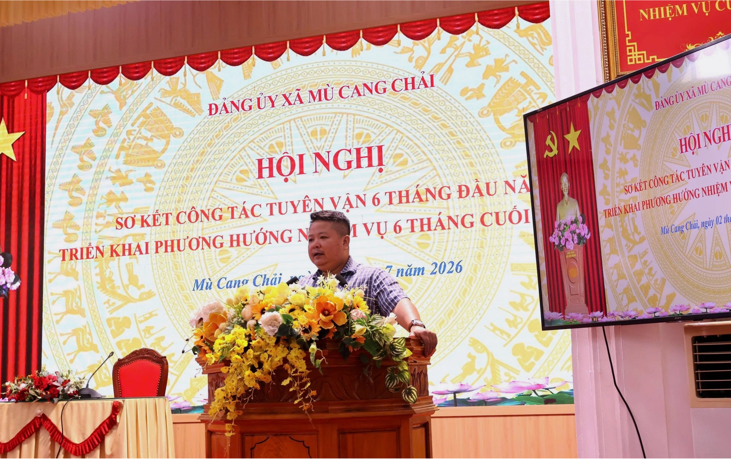 Toàn cảnh Mù Cang Chải mùa lúa chín
