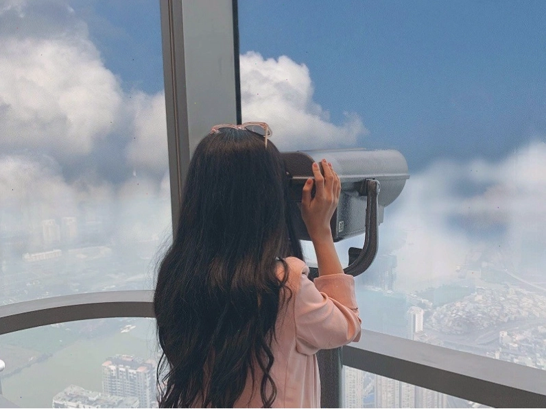 Toàn cảnh thành phố nhìn từ đài quan sát Landmark 81