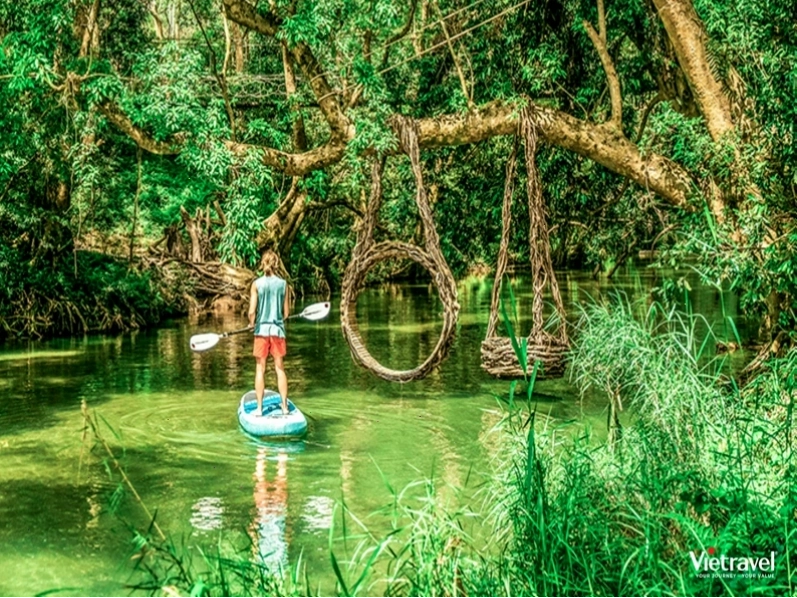 Toàn cảnh Vũng Chùa Đảo Yến, nơi an nghỉ của Đại tướng Võ Nguyên Giáp