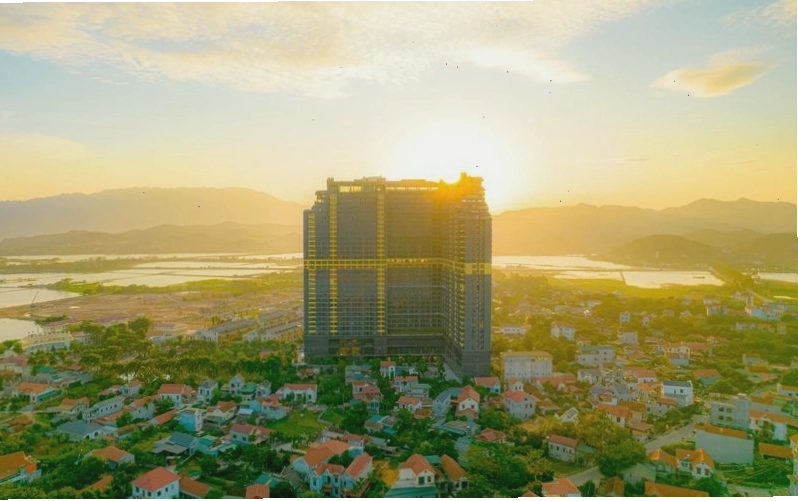 Tổng quan khu nghỉ dưỡng Wyndham Thanh Thủy với kiến trúc hiện đại và không gian xanh mát