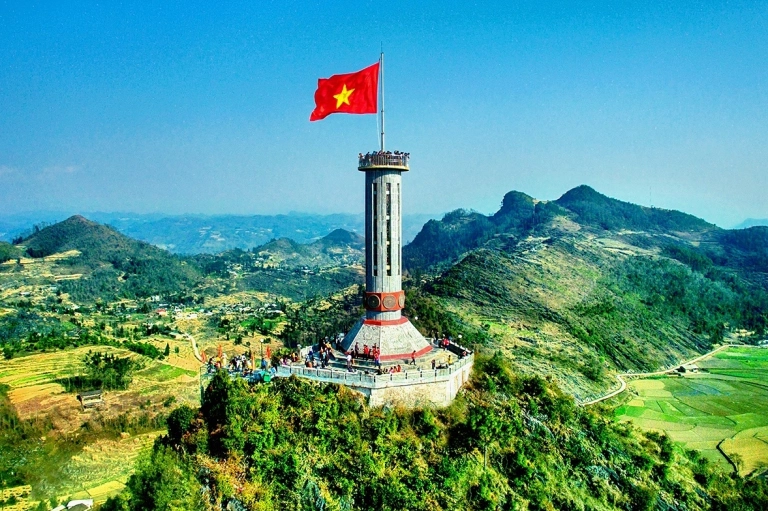 Top 10 Địa Danh Du Lịch Đẹp Nhất Việt Nam Nhất Định Phải Ghé Thăm Năm 2026