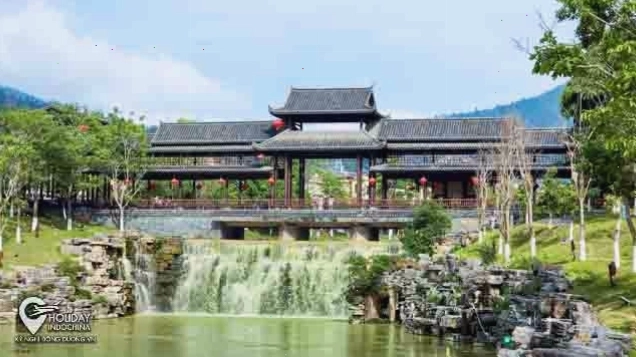Tour Hà Khẩu Bình Biên Mông Tự Kiến Thủy