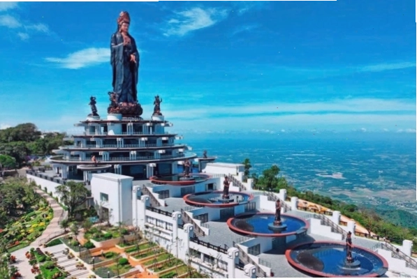 Tour Tây Ninh - Núi Bà Đen