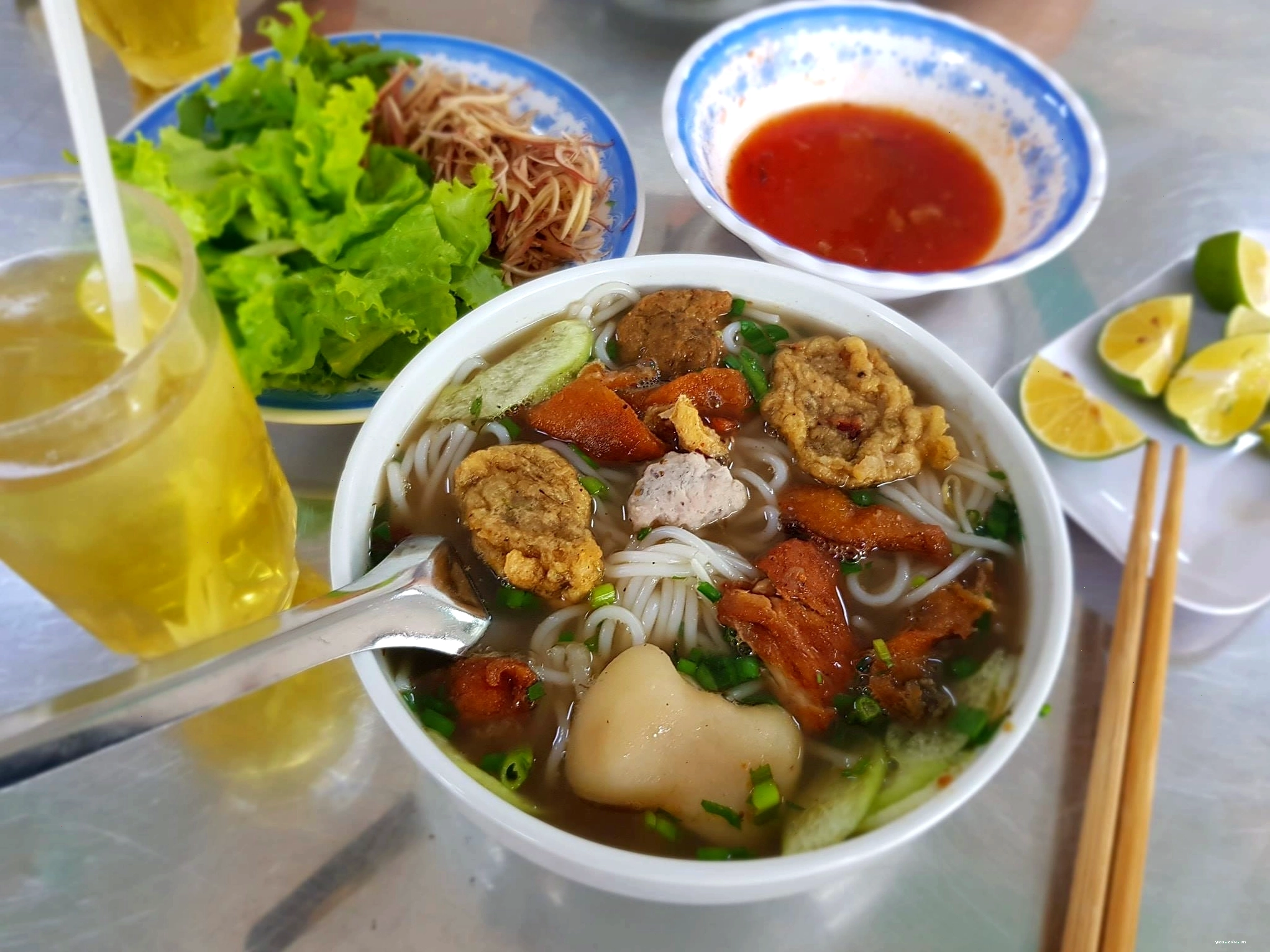 Trải nghiệm bún cá hấp dẫn trong tour du lịch Bắc Ninh 1 ngày